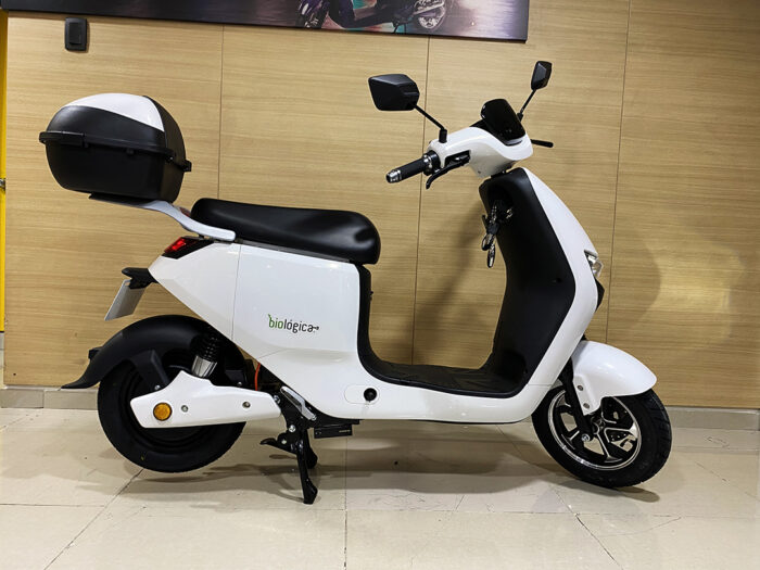 moto-electrica-biologica-neva-2023-blanca-6 moto-electrica-biologica-neva-2023-blanca-6