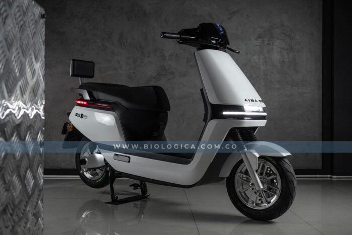 moto-a500-03b